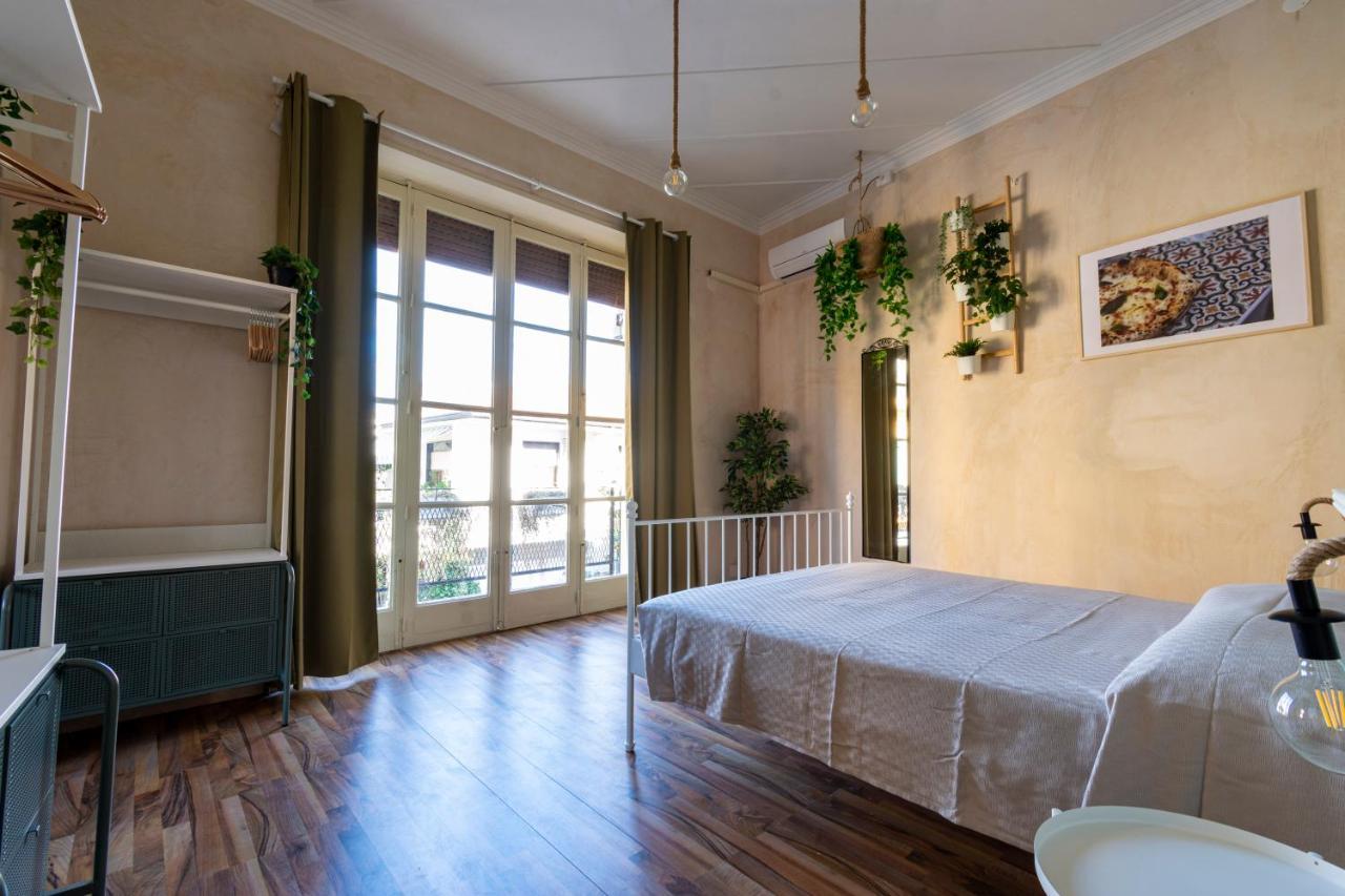 Locanda Popolare Aci Castello Eksteriør billede